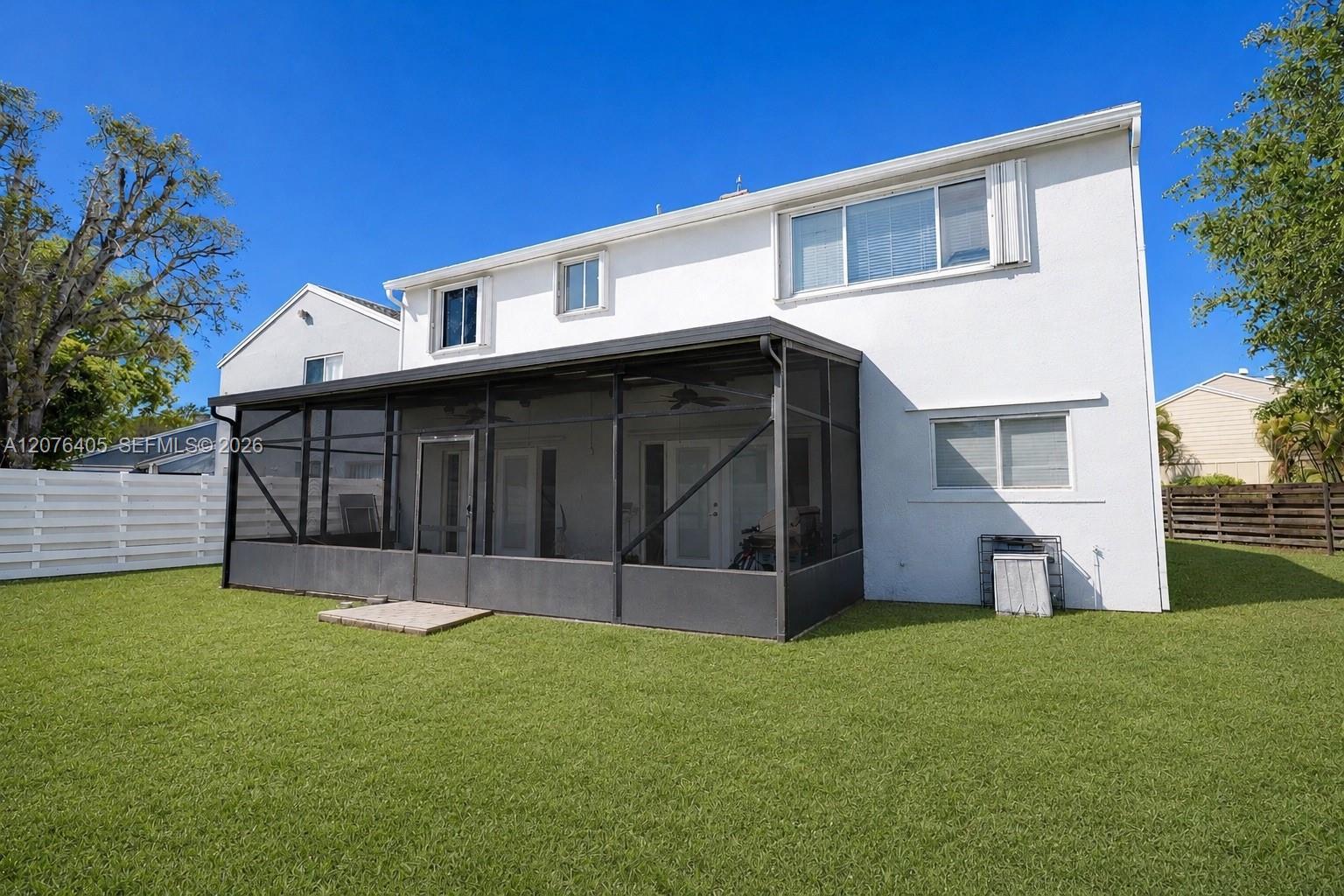 14615 SW 142nd Place Cir, Miami FL 33186 photo 2