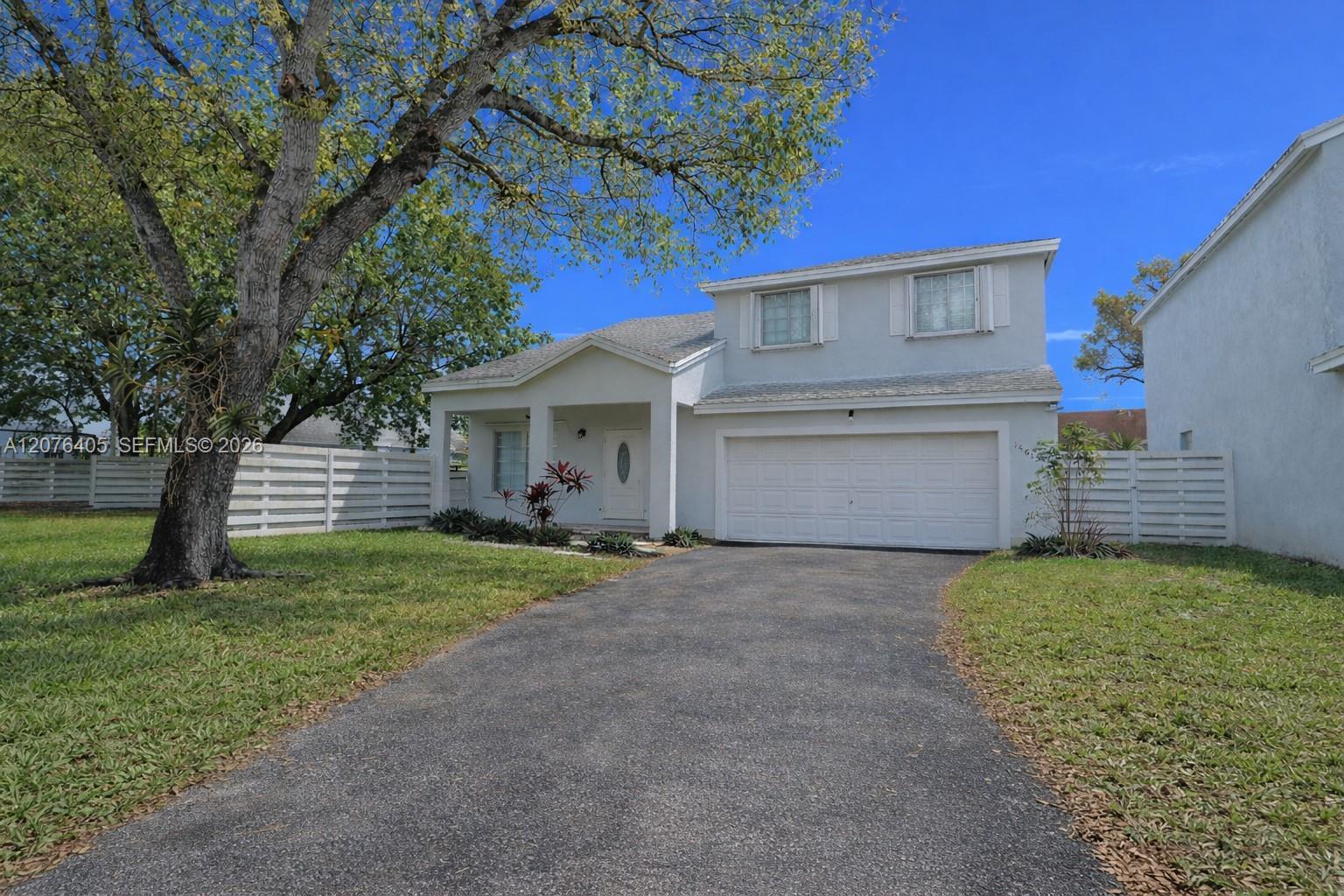 14615 SW 142nd Place Cir, Miami FL 33186