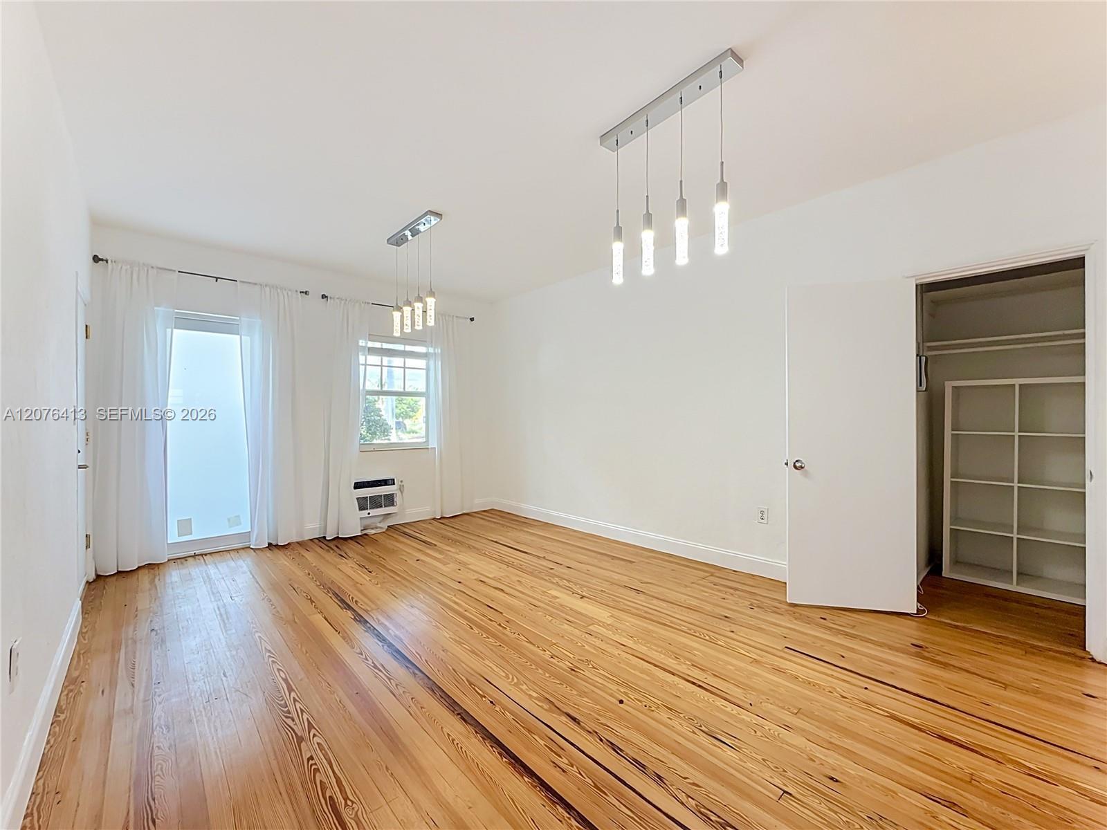 2463 Pine Tree Dr # 3, Miami Beach FL 33140 photo 3