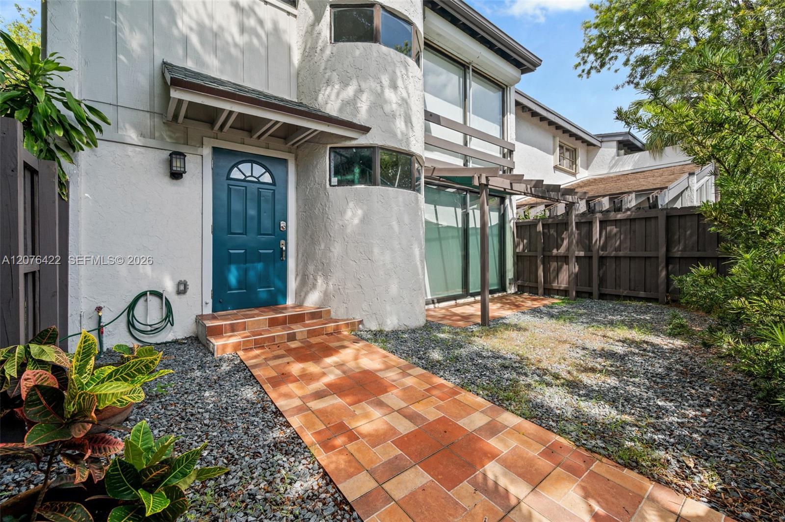 7140 SW 111th Ct, Miami FL 33173 photo 2