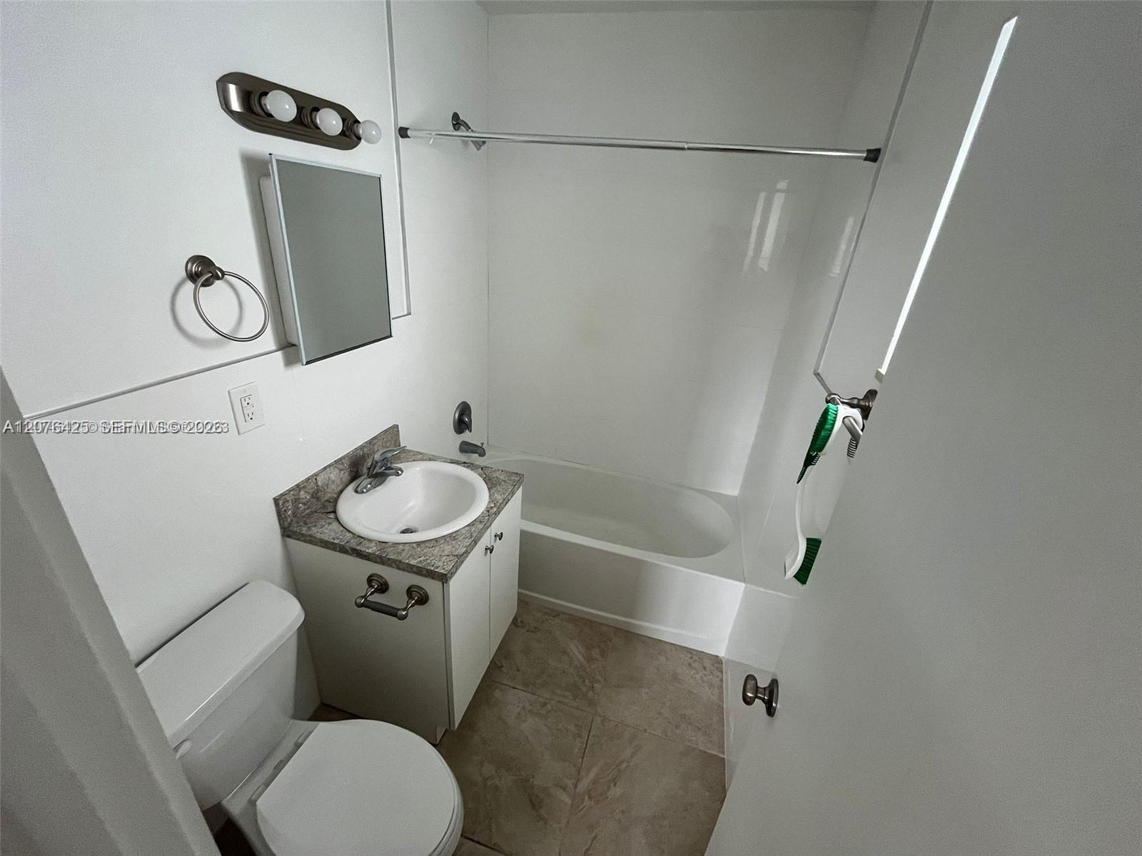 1085 SW 37th Ave # 12, Miami FL 33135 photo 5