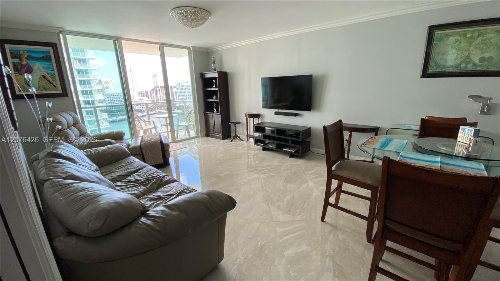 1155 Brickell Bay Dr # 1906, Miami FL 33131 photo 4