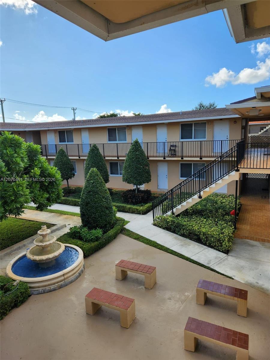 211 NW 47th Ave # 7, Miami FL 33126 photo 2