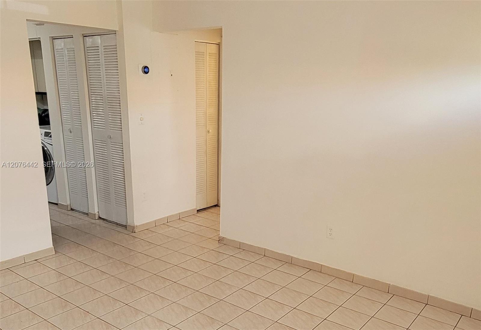 2121 W 54th St, Hialeah FL 33016 photo 4