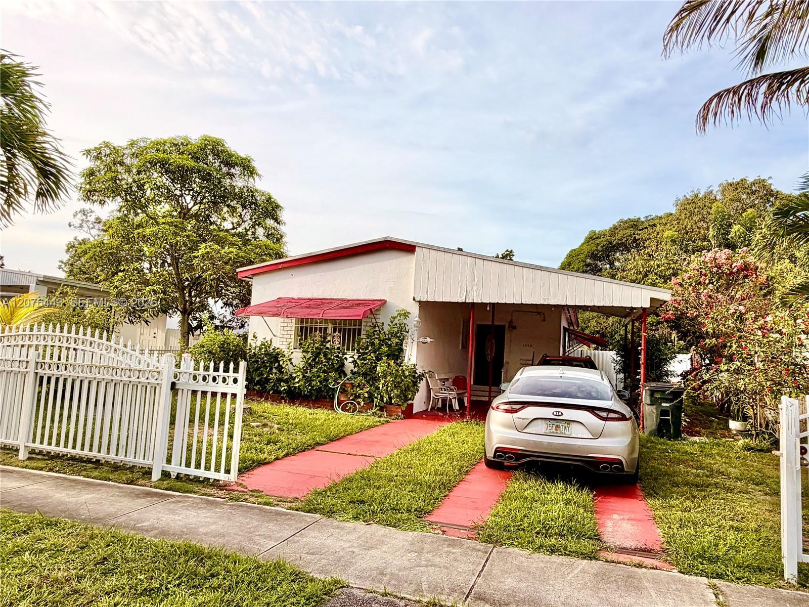 1440 NE 136th St, North Miami FL 33161 photo 2