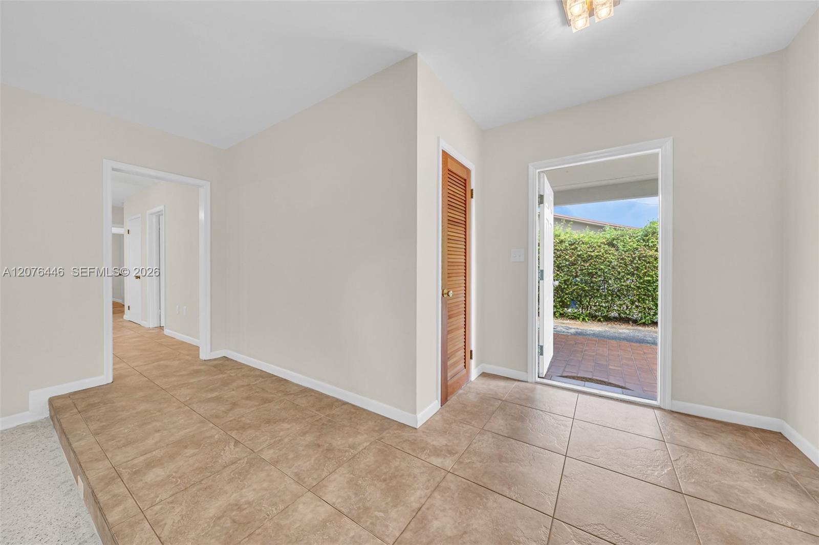 11600 SW 81st Rd # 11600, Pinecrest FL 33156 photo 3