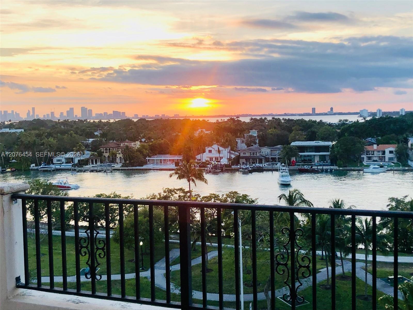 6422 Collins Ave # 804, Miami Beach FL 33141