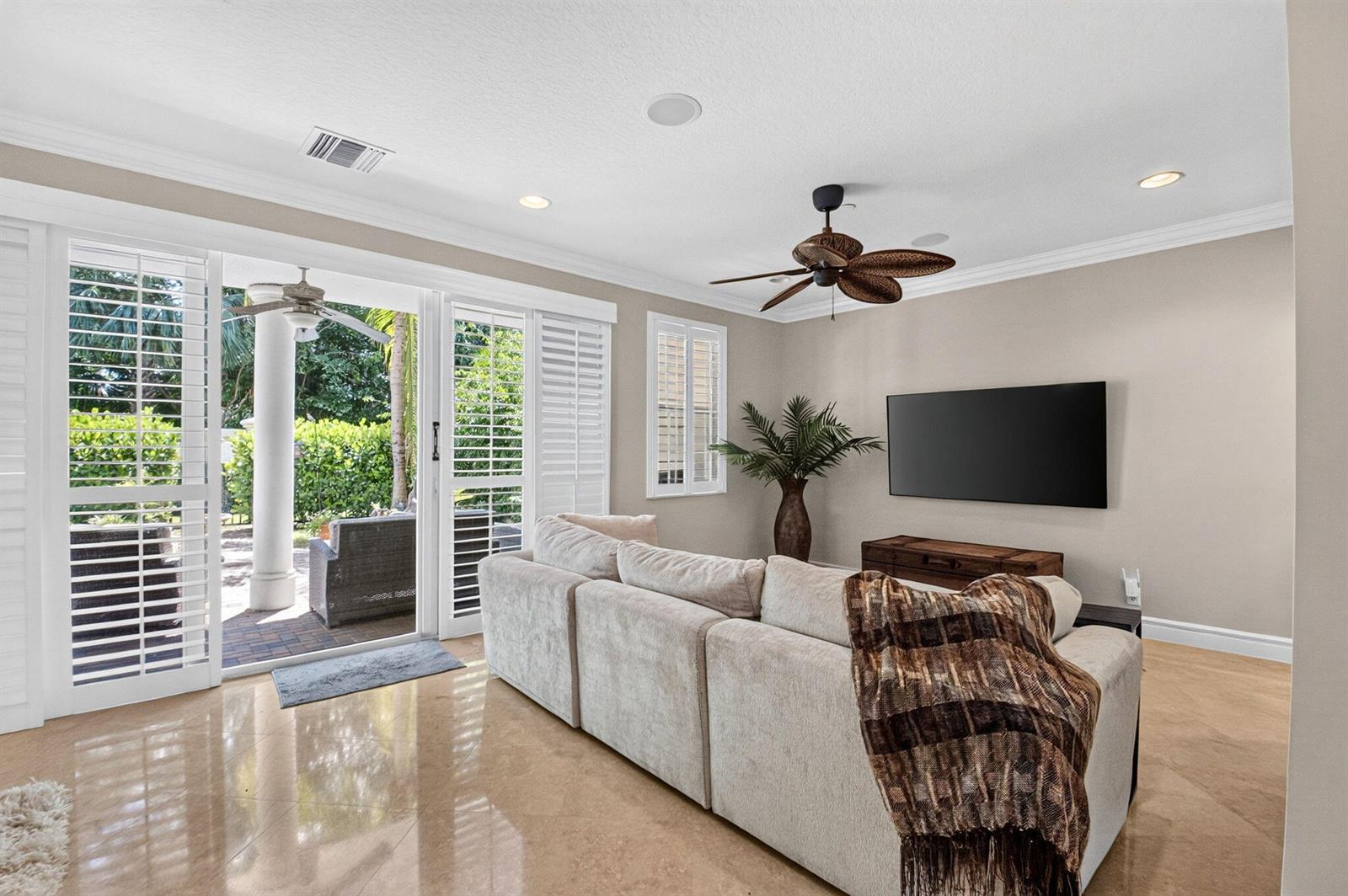 612 NE FRANCESCA Lane, Boca Raton FL 33487 photo 4