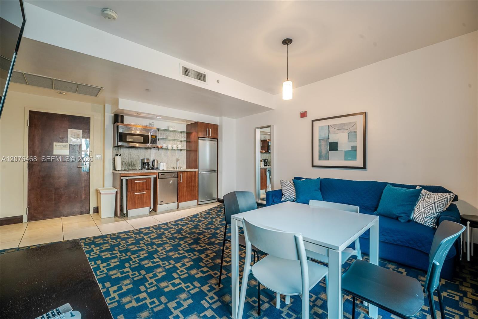 1060 Ocean Dr # D206, Miami Beach FL 33139 photo 4