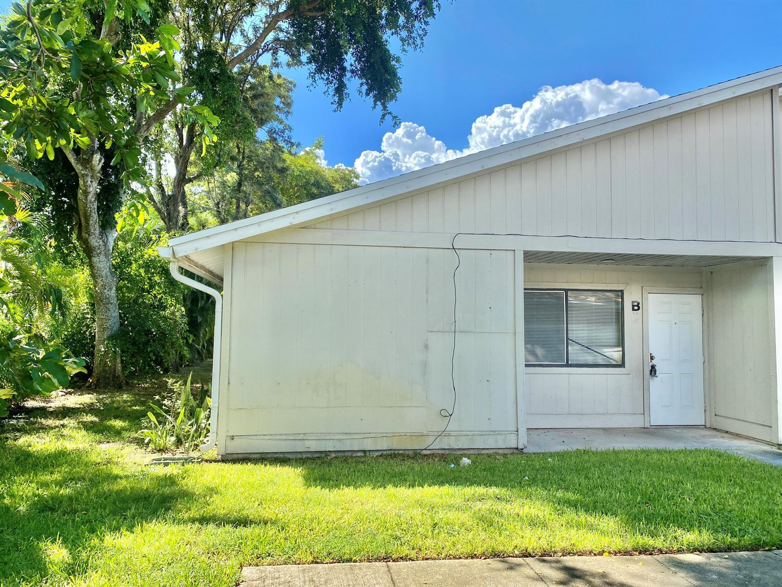 5320 Elmhurst Road # B, West Palm Beach FL 33417 photo 2