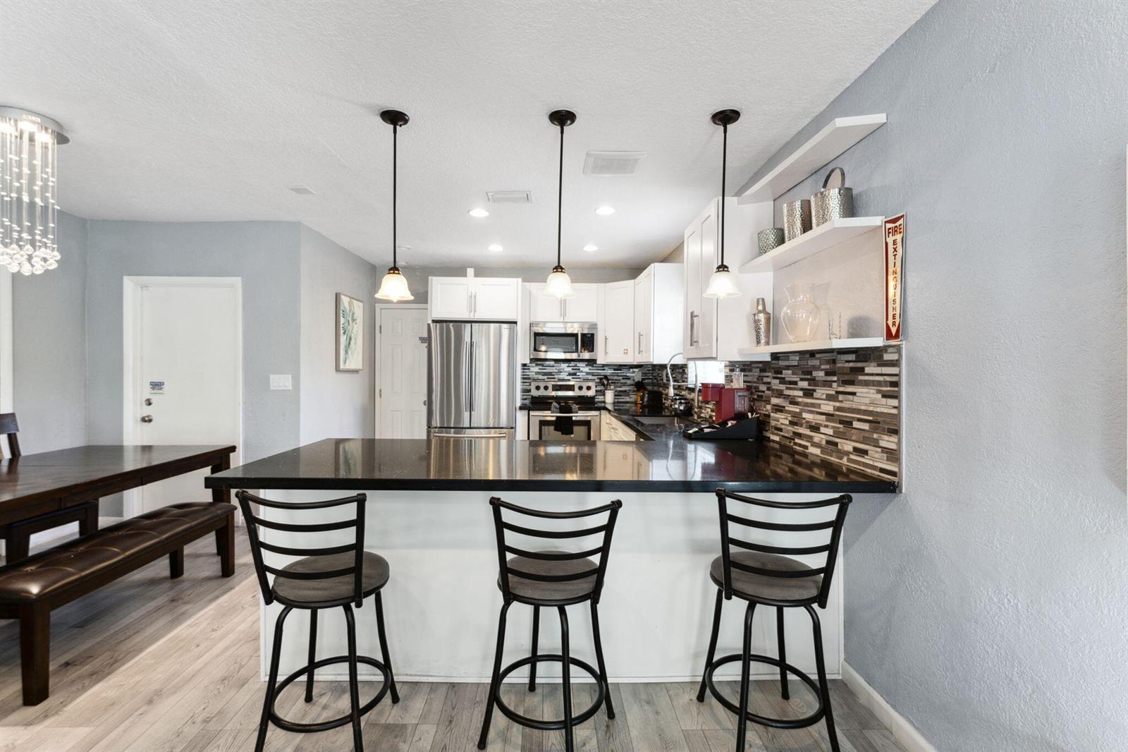 1631 N Andrews Square, Fort Lauderdale FL 33311 photo 3