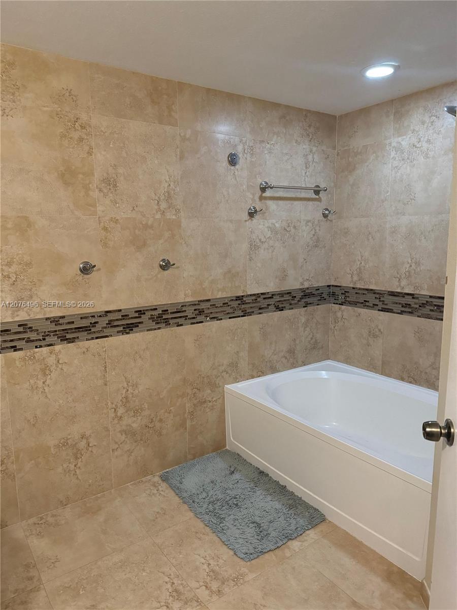 7909 Sanibel Dr # 7909, Tamarac FL 33321 photo 3