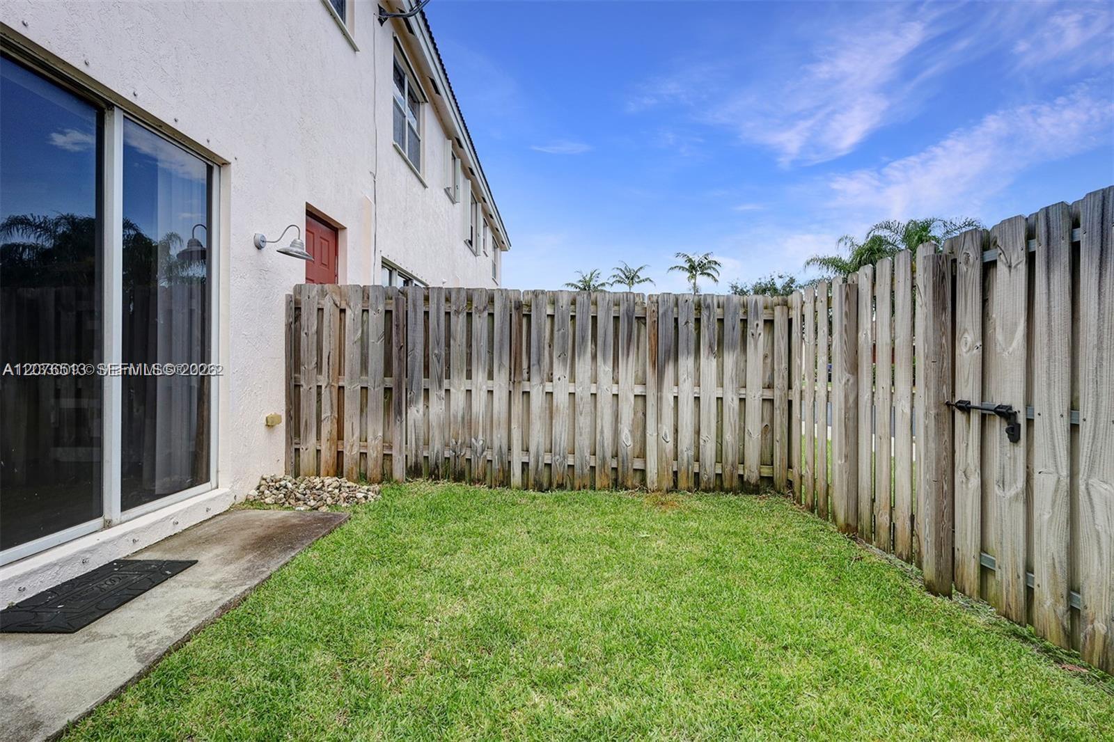 2311 NE 42nd Cir, Homestead FL 33033 photo 2