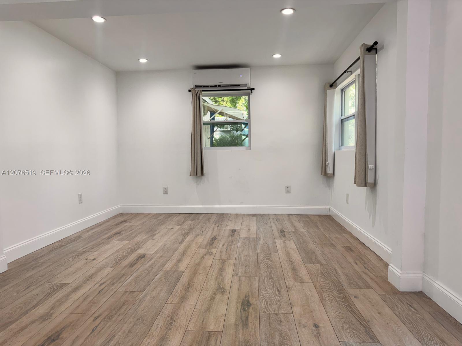 277 NE 55th St, Miami FL 33137 photo 5
