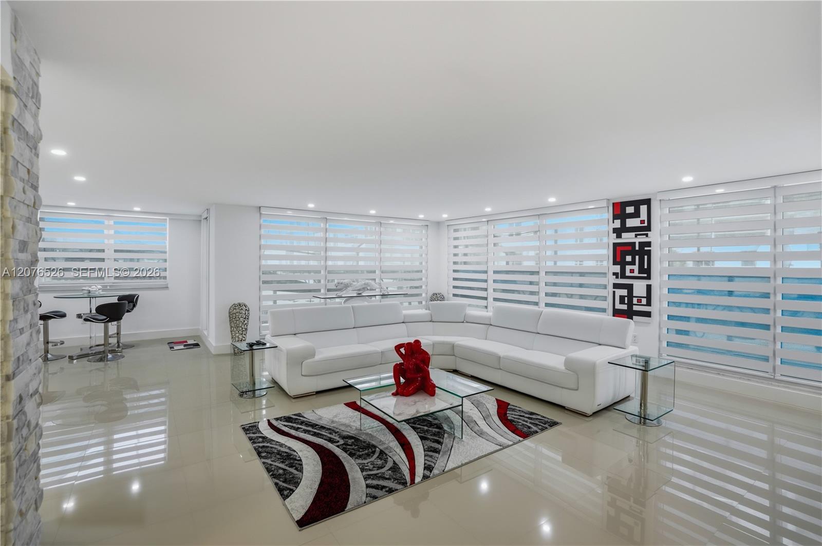 2751 S Ocean Dr # 301S, Hollywood FL 33019