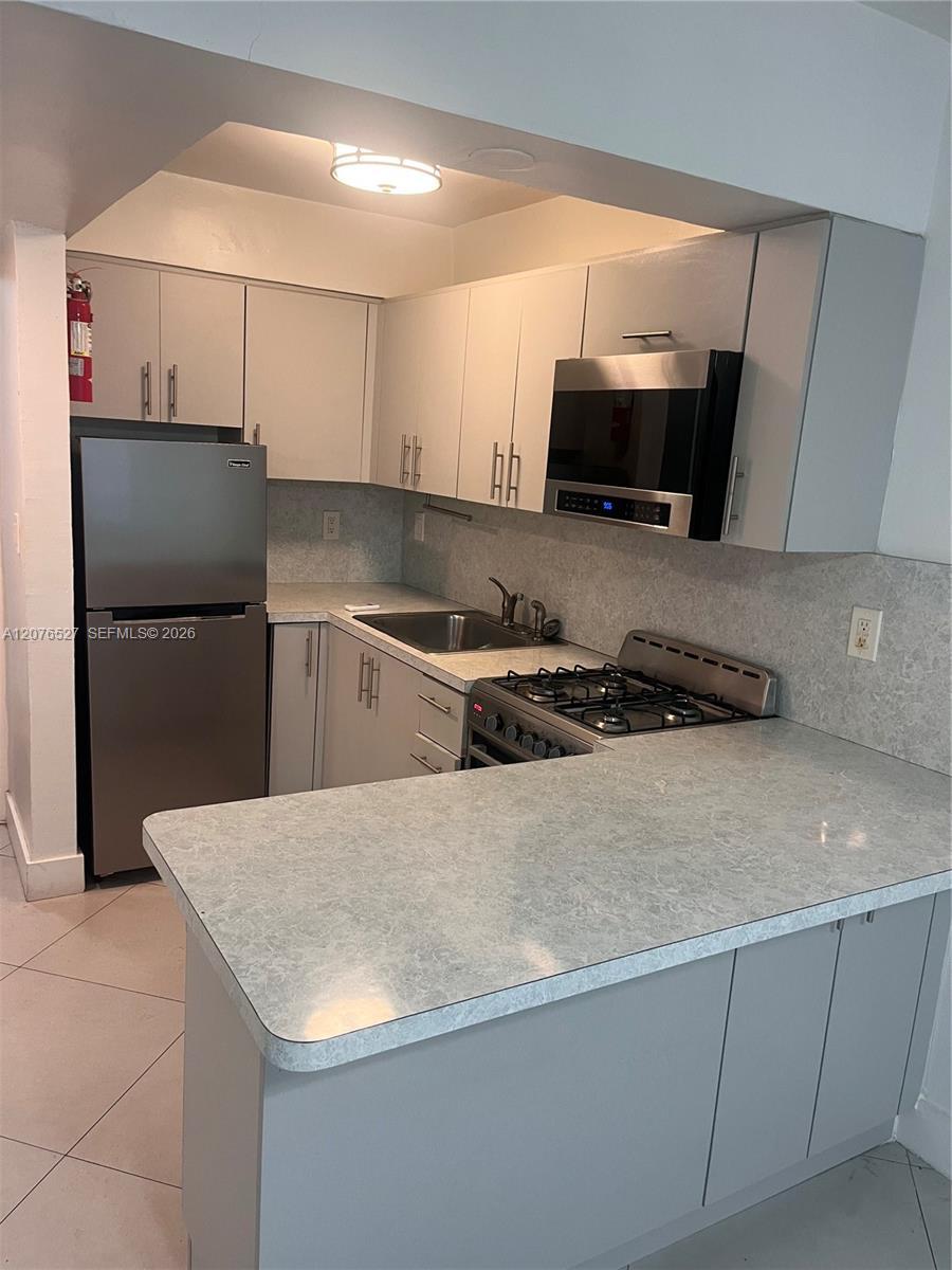 6250 Bird Rd # B7, South Miami FL 33155 photo 4