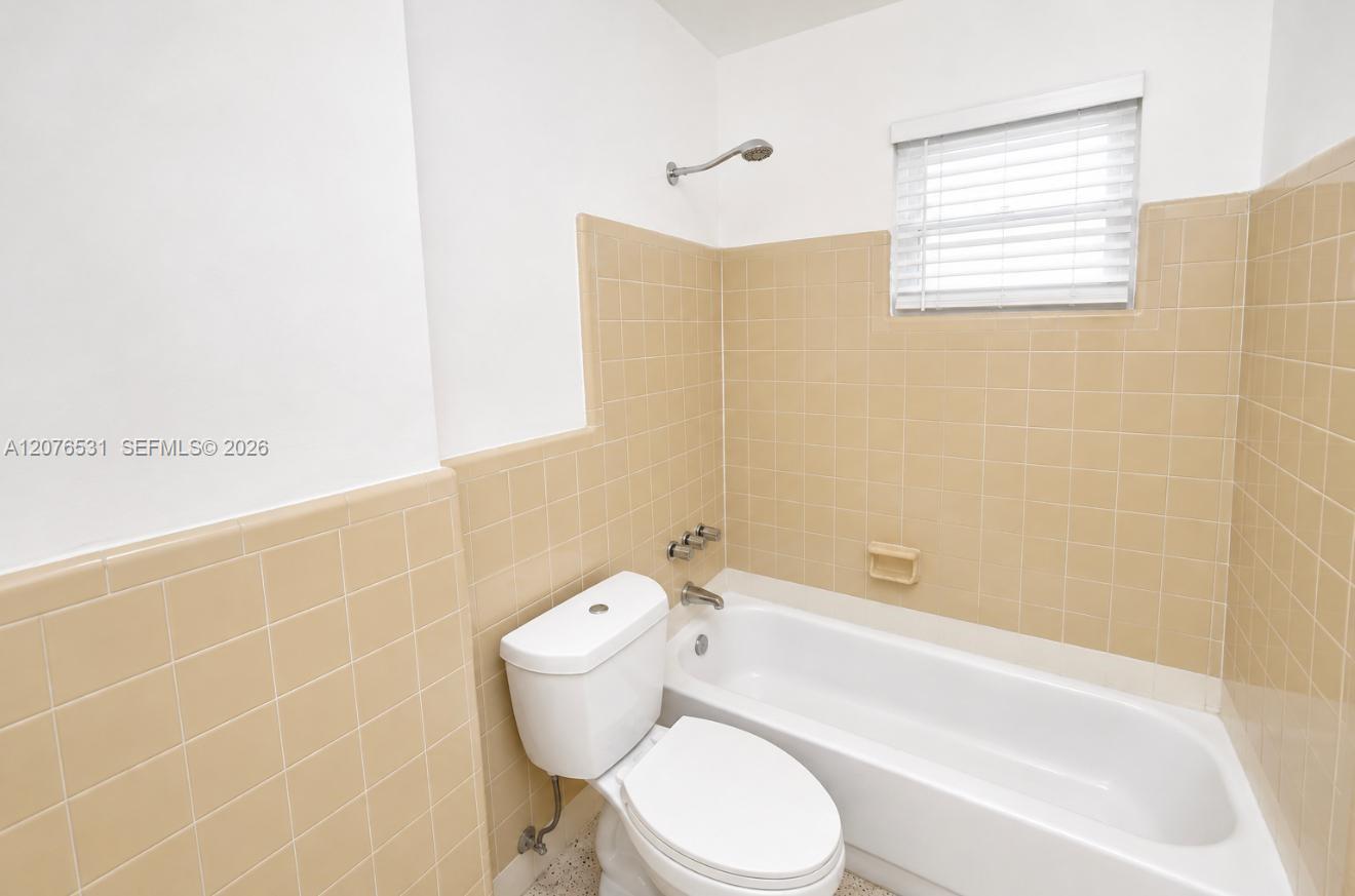 3501 W 11th Ave # 213, Hialeah FL 33012 photo 5