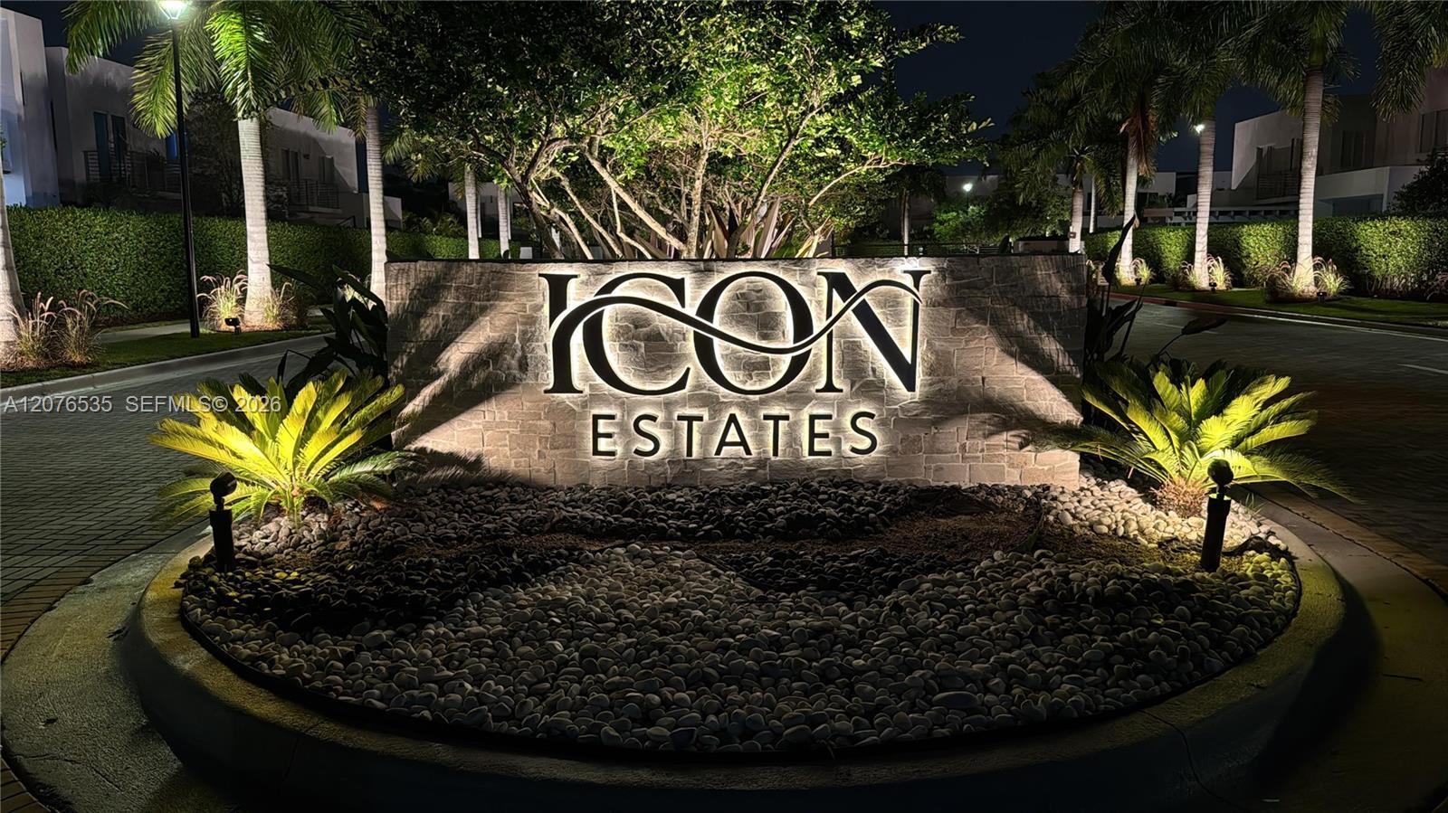 10381 NW 67th Ter, Doral FL 33178 photo 4