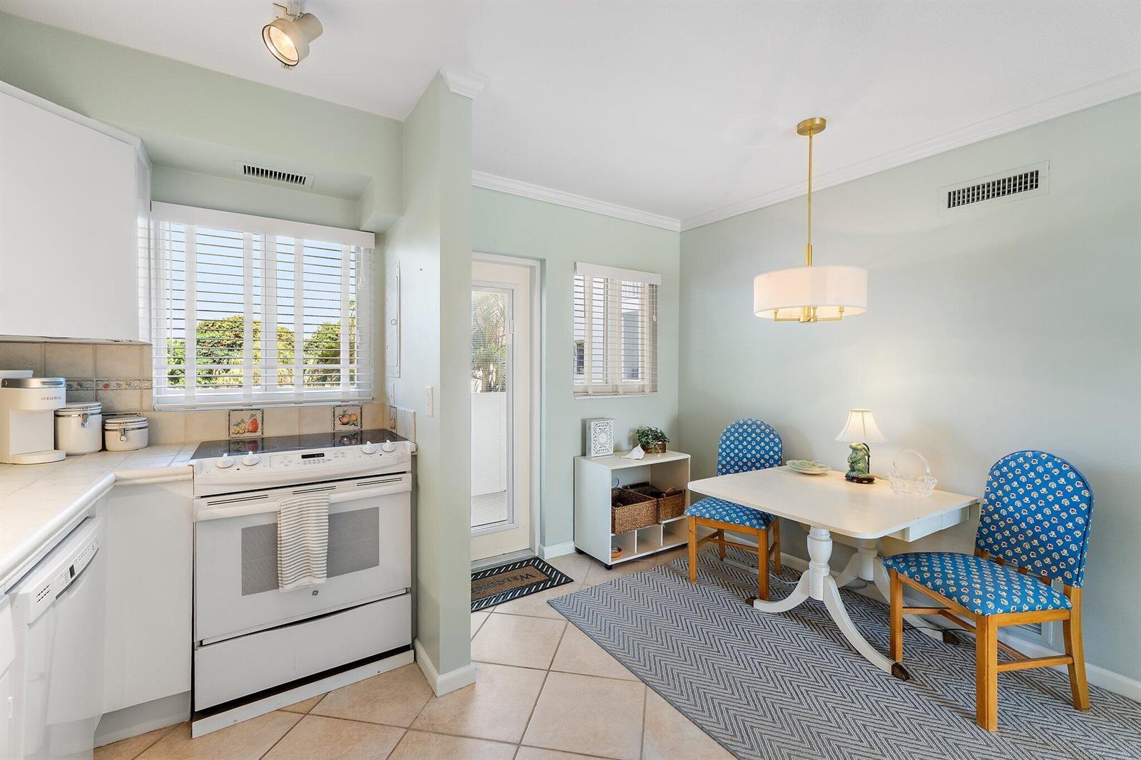 33 S Ocean Avenue # 206, Palm Beach Shores FL 33404 photo 5
