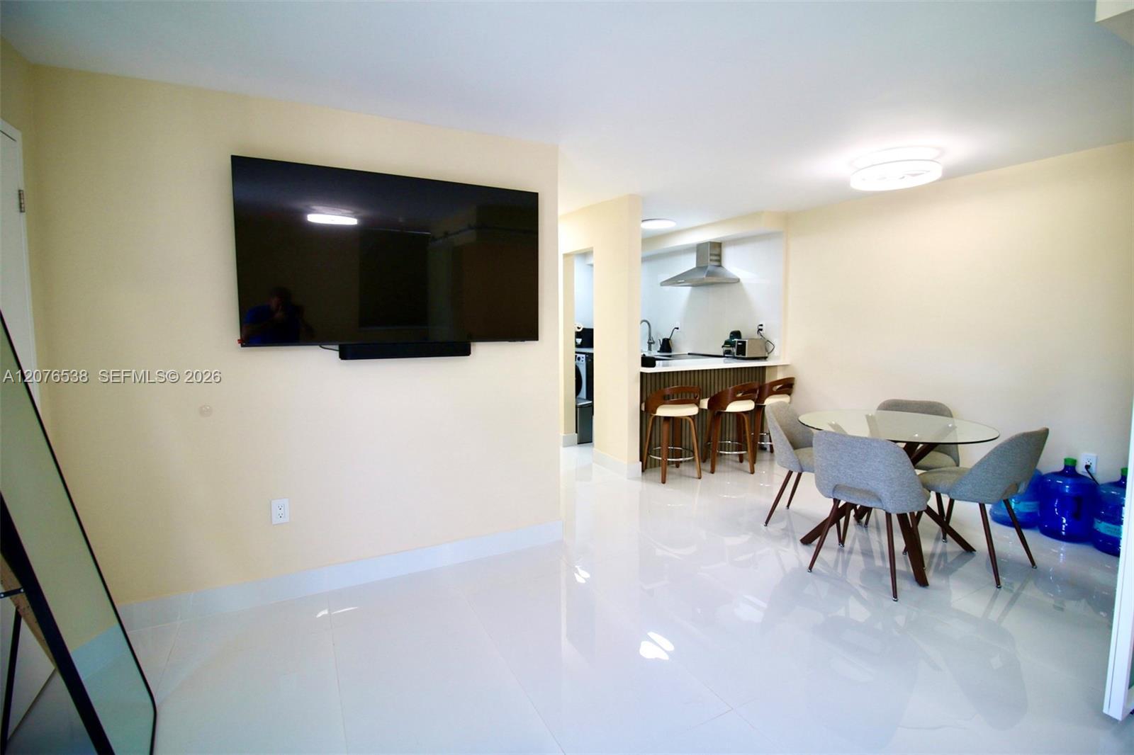 1255 Collins Ave # 304, Miami Beach FL 33139 photo 2