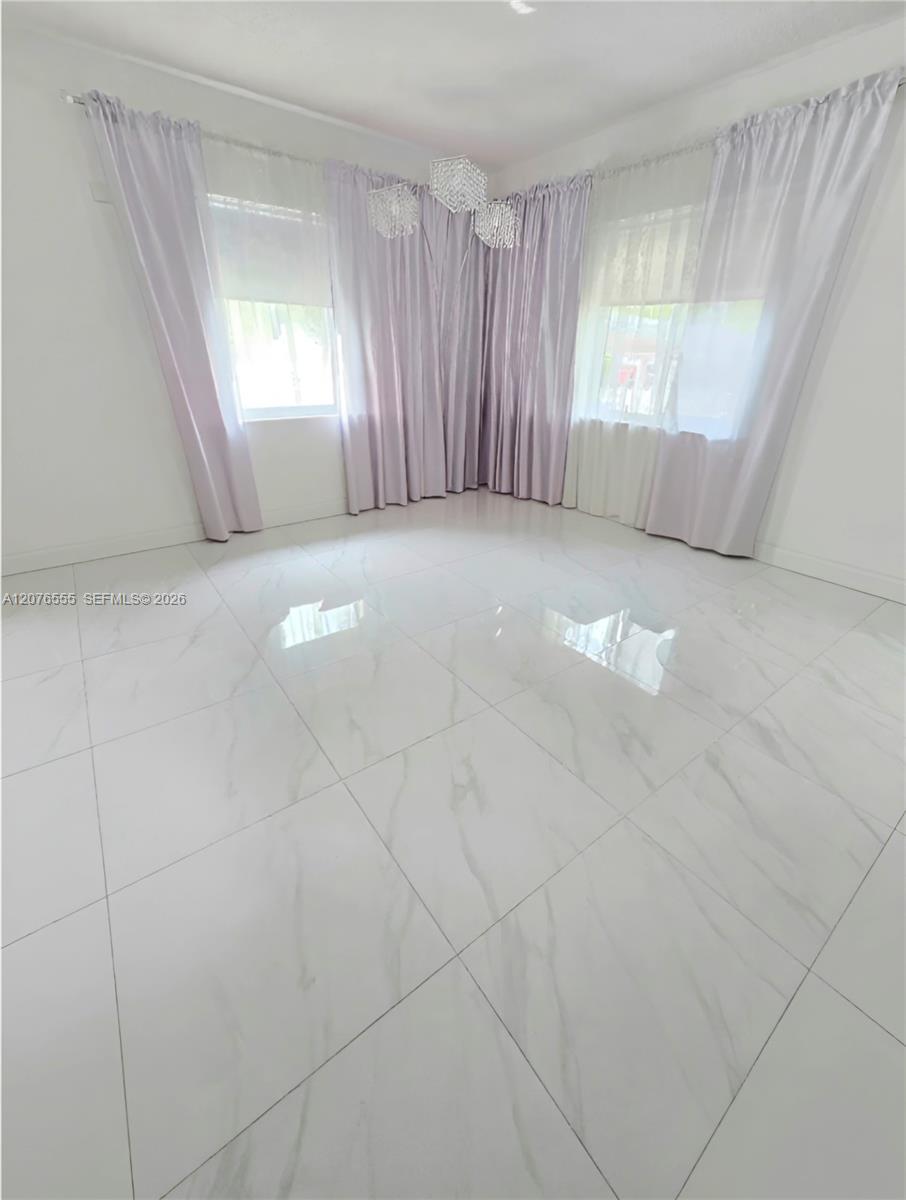 3320 NW 20th St, Miami FL 33142 photo 4