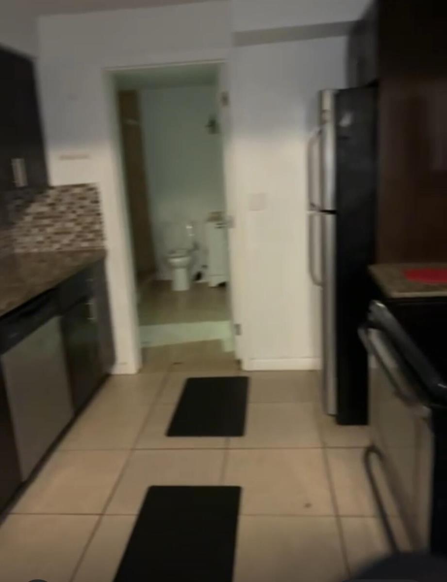 2705 NW 73RD Avenue, Sunrise FL 33313 photo 2