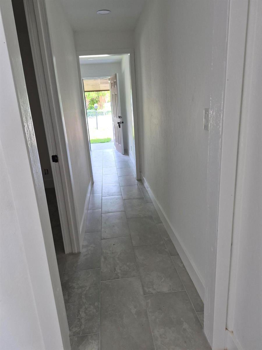313 SW 1st Terrace, Deerfield Beach FL 33441 photo 3