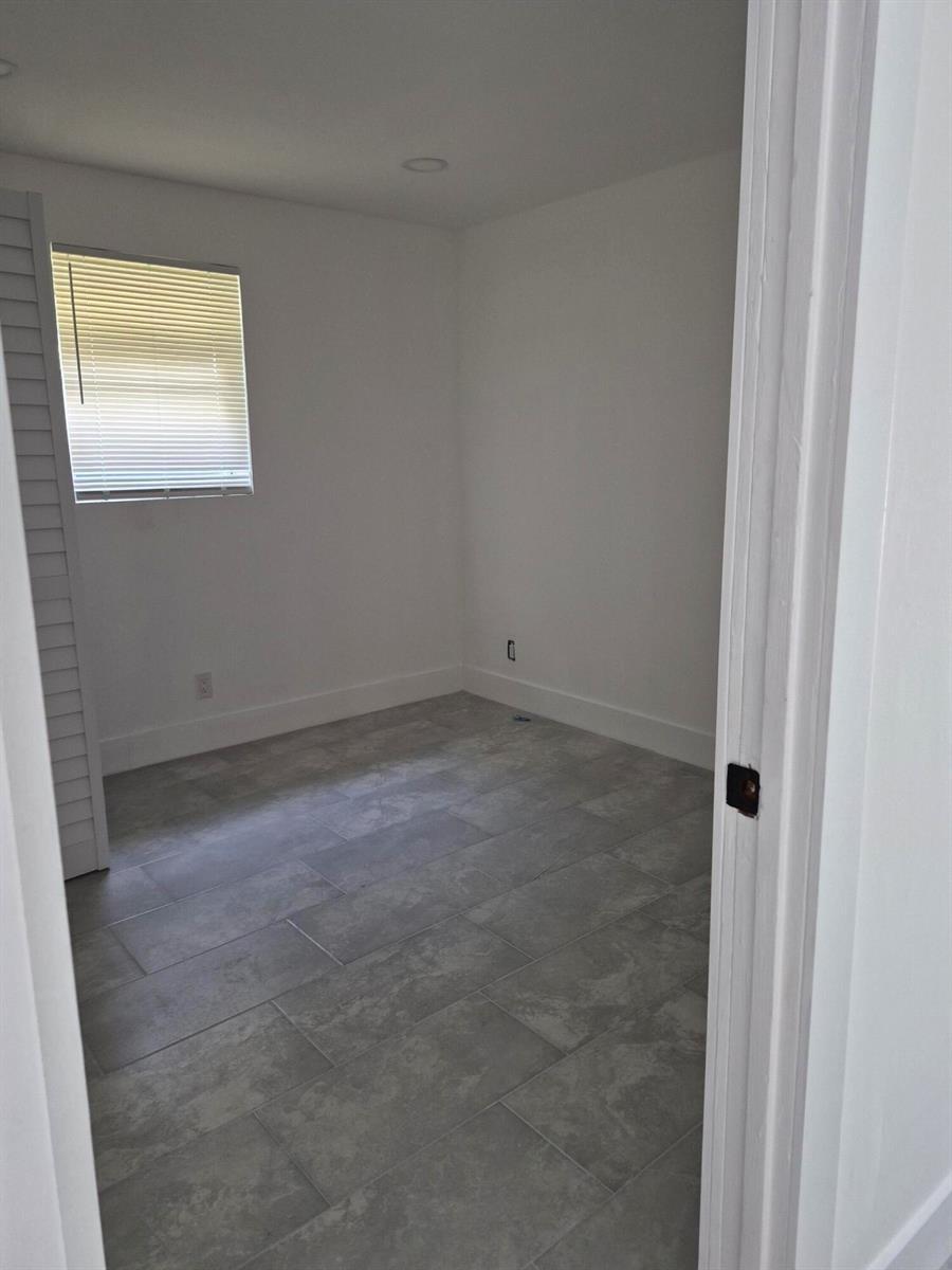 313 SW 1st Terrace, Deerfield Beach FL 33441 photo 4