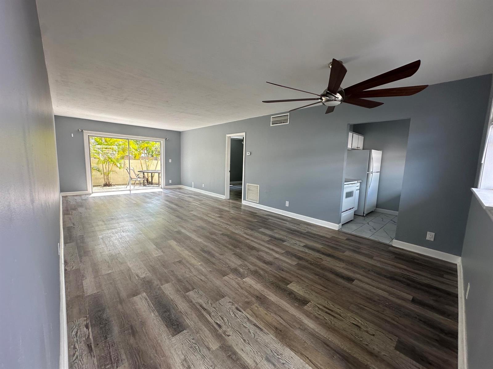 761 HUMMINGBIRD Way # 102, North Palm Beach FL 33408 photo 2