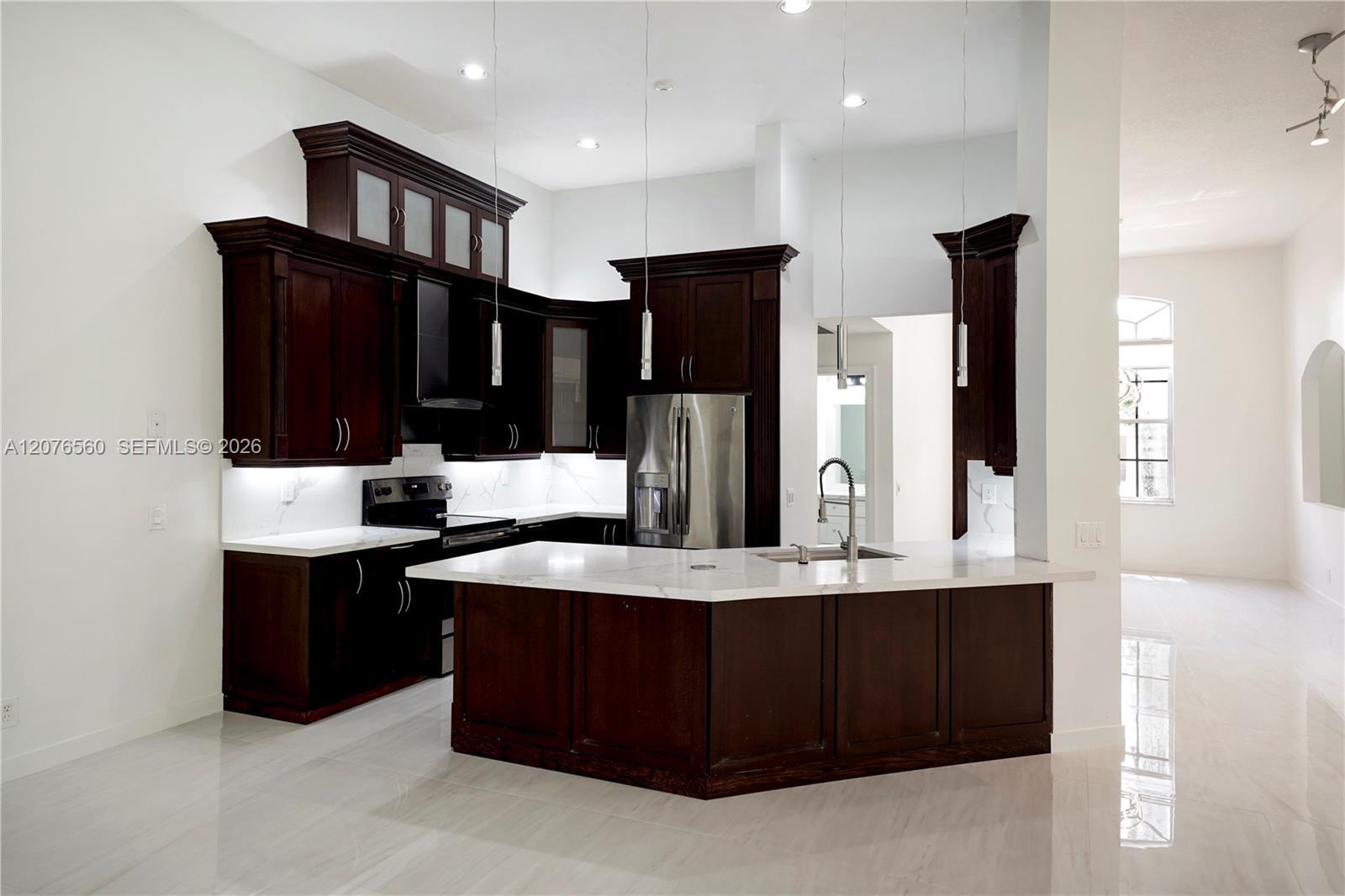 2527 Jardin Dr # 2527, Weston FL 33327 photo 4