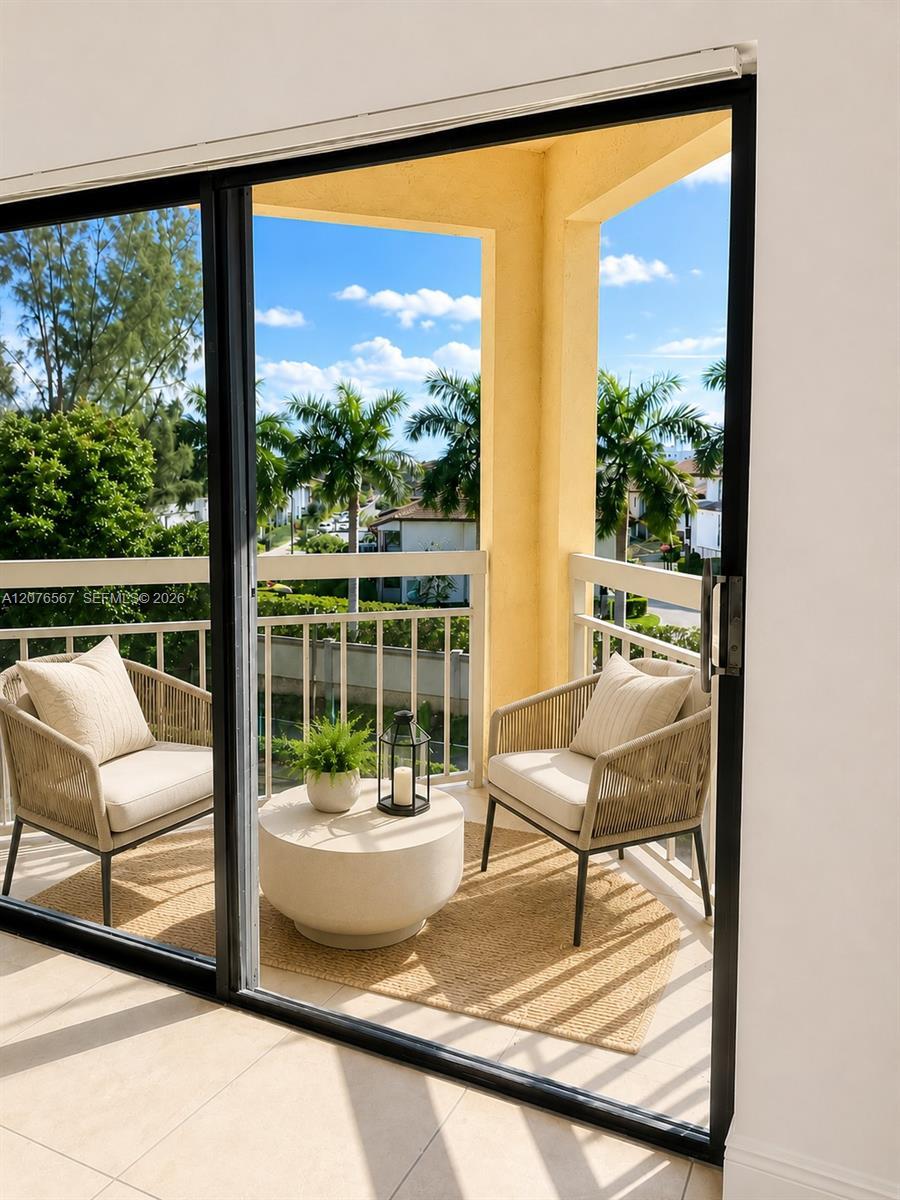 8290 Lake Dr # 445, Doral FL 33166 photo 4