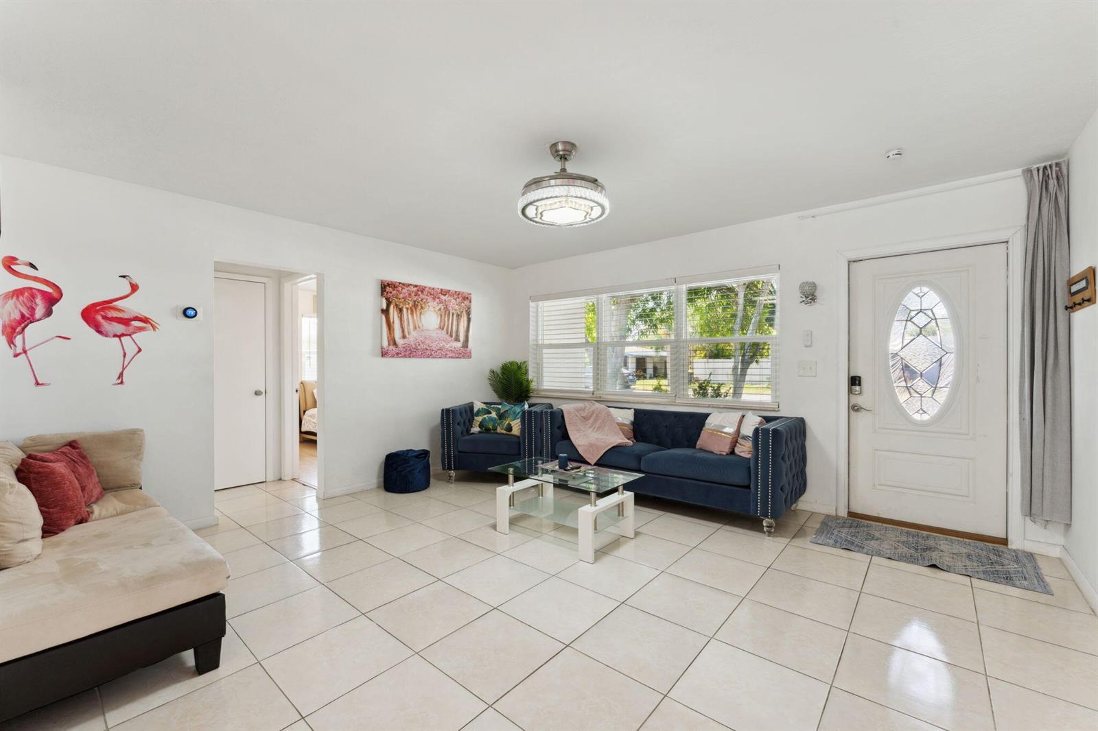 254 SW 8th Street, Dania Beach FL 33004 photo 4