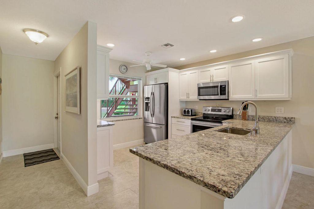 717 S US Hwy 1 Unit 304, Jupiter FL 33477 photo 3