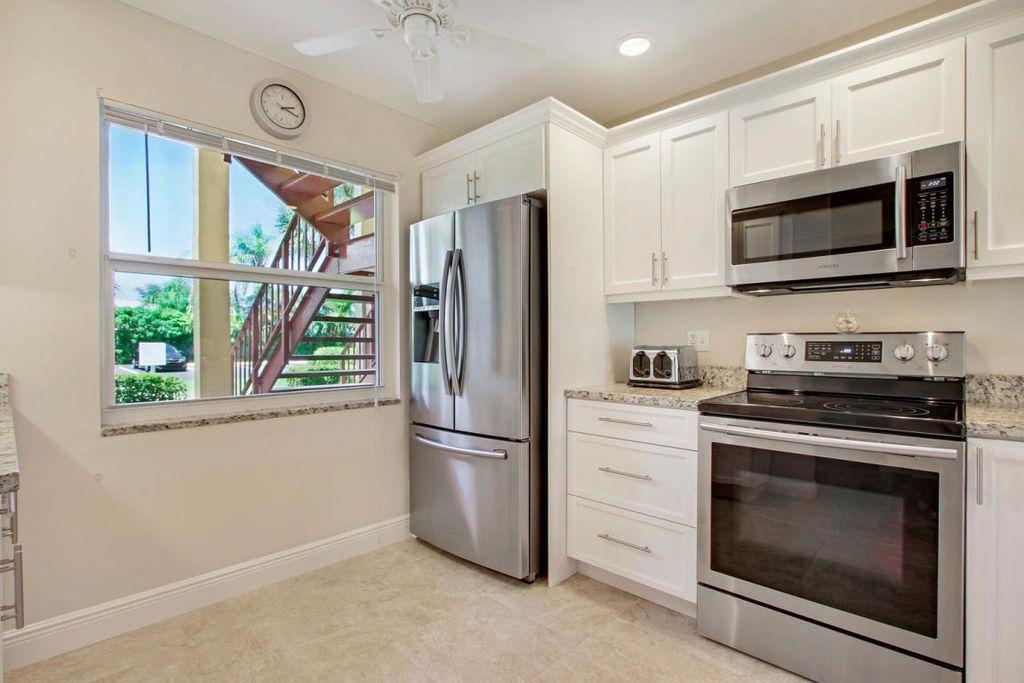 717 S US Hwy 1 Unit 304, Jupiter FL 33477 photo 4