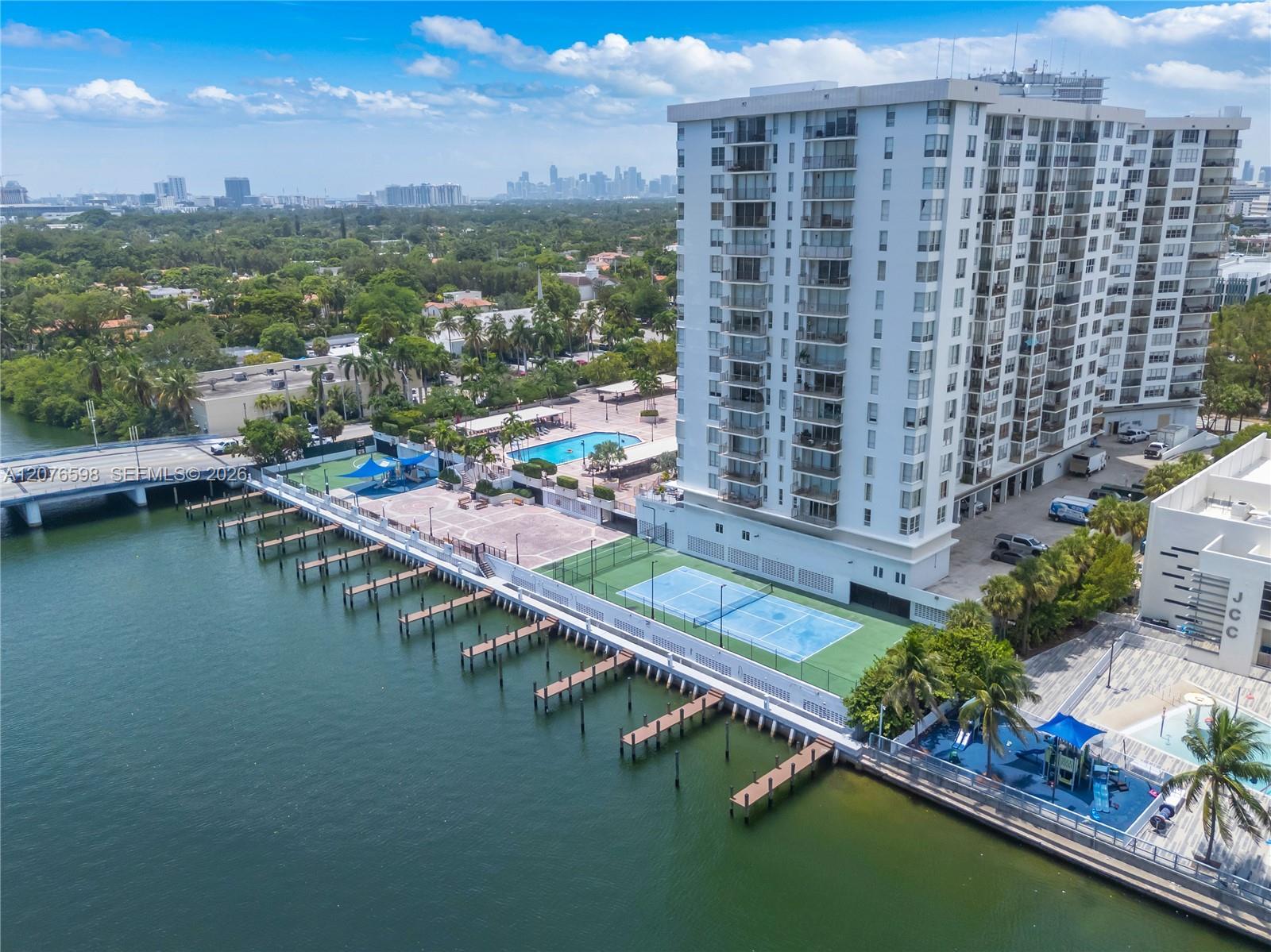 4101 Pine Tree Dr # 1105, Miami Beach FL 33140 photo 2