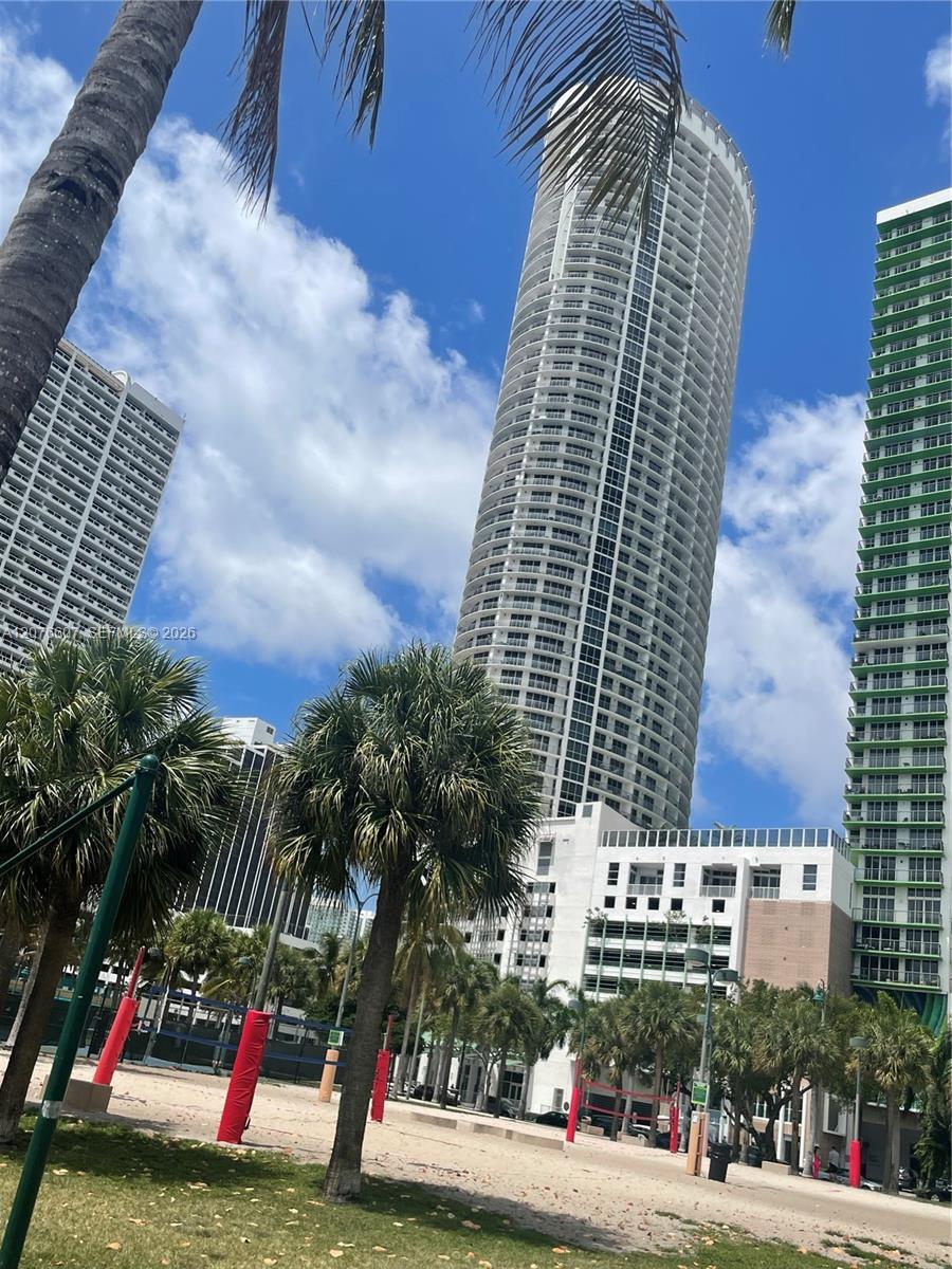 1750 N Bayshore Dr # 3403, Miami FL 33132 photo 3