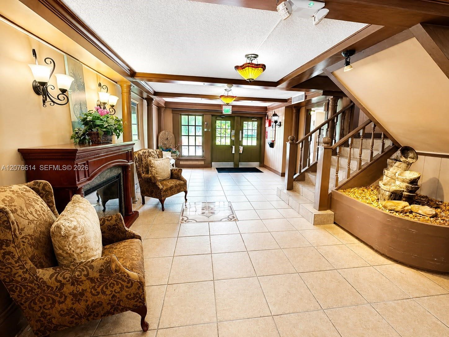 3660 Inverrary Dr # 1R, Lauderhill FL 33319 photo 5