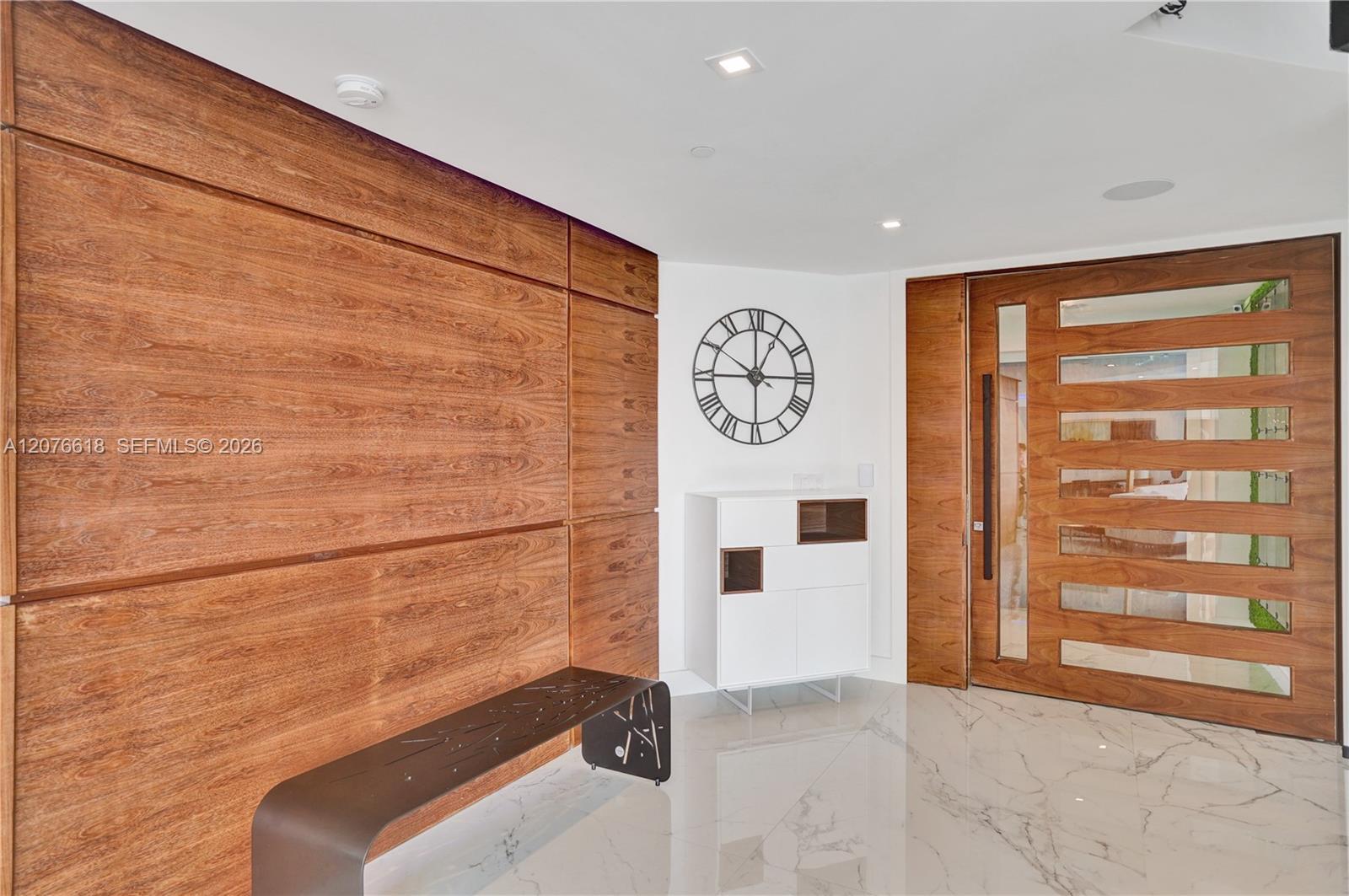 4000 Island Blvd, Aventura FL 33160 photo 3