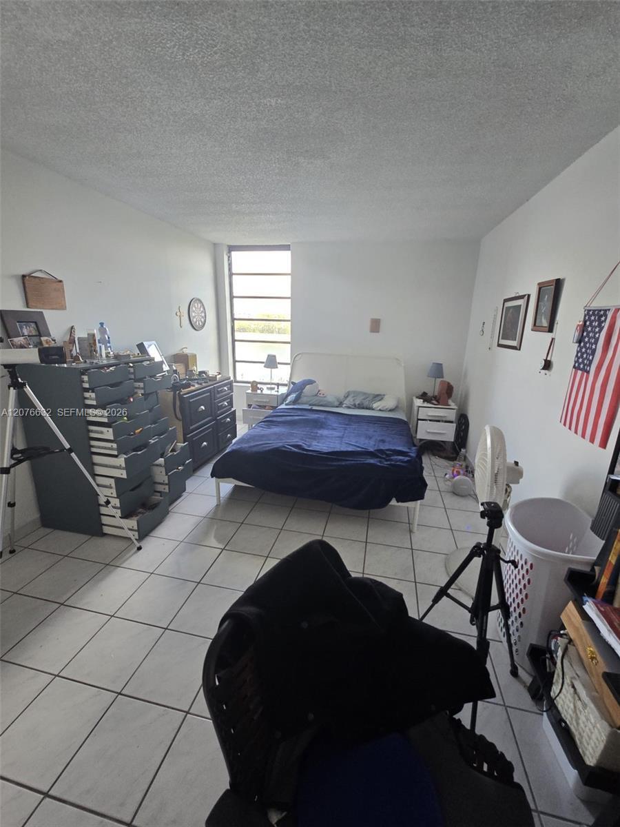 9688 Fontainebleau Blvd # 409, Miami FL 33172 photo 4