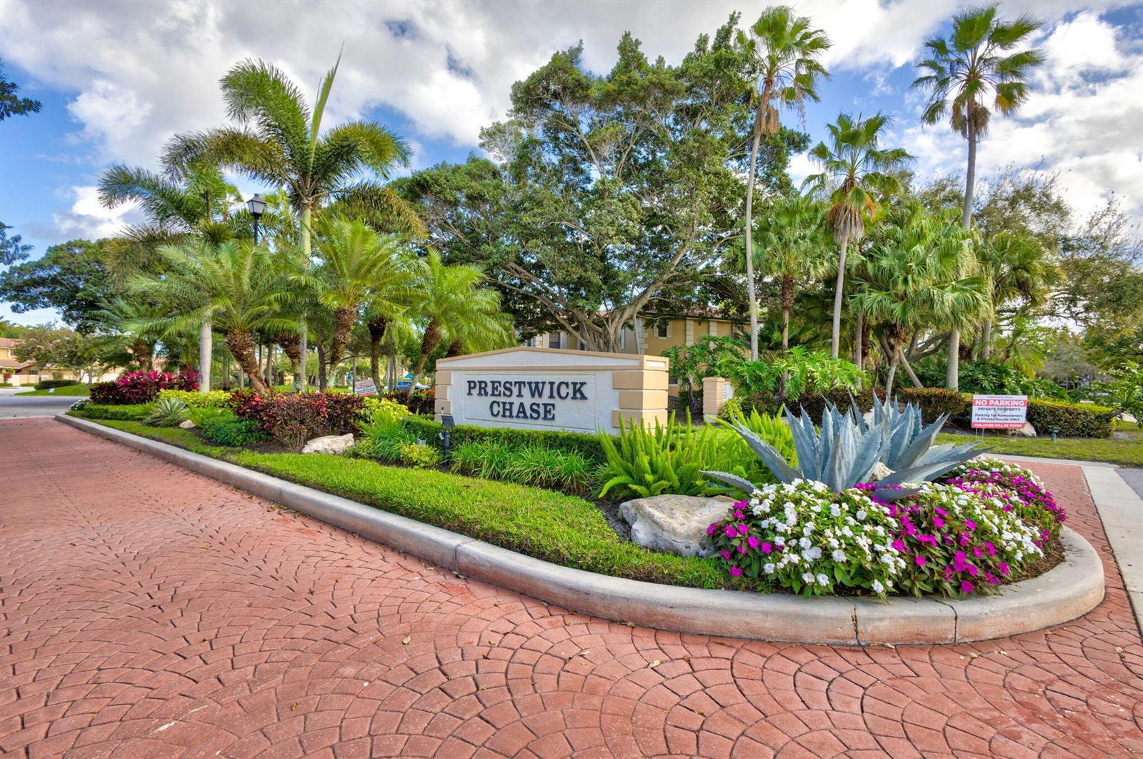 523 Prestwick Circle, Palm Beach Gardens FL 33418 photo 2