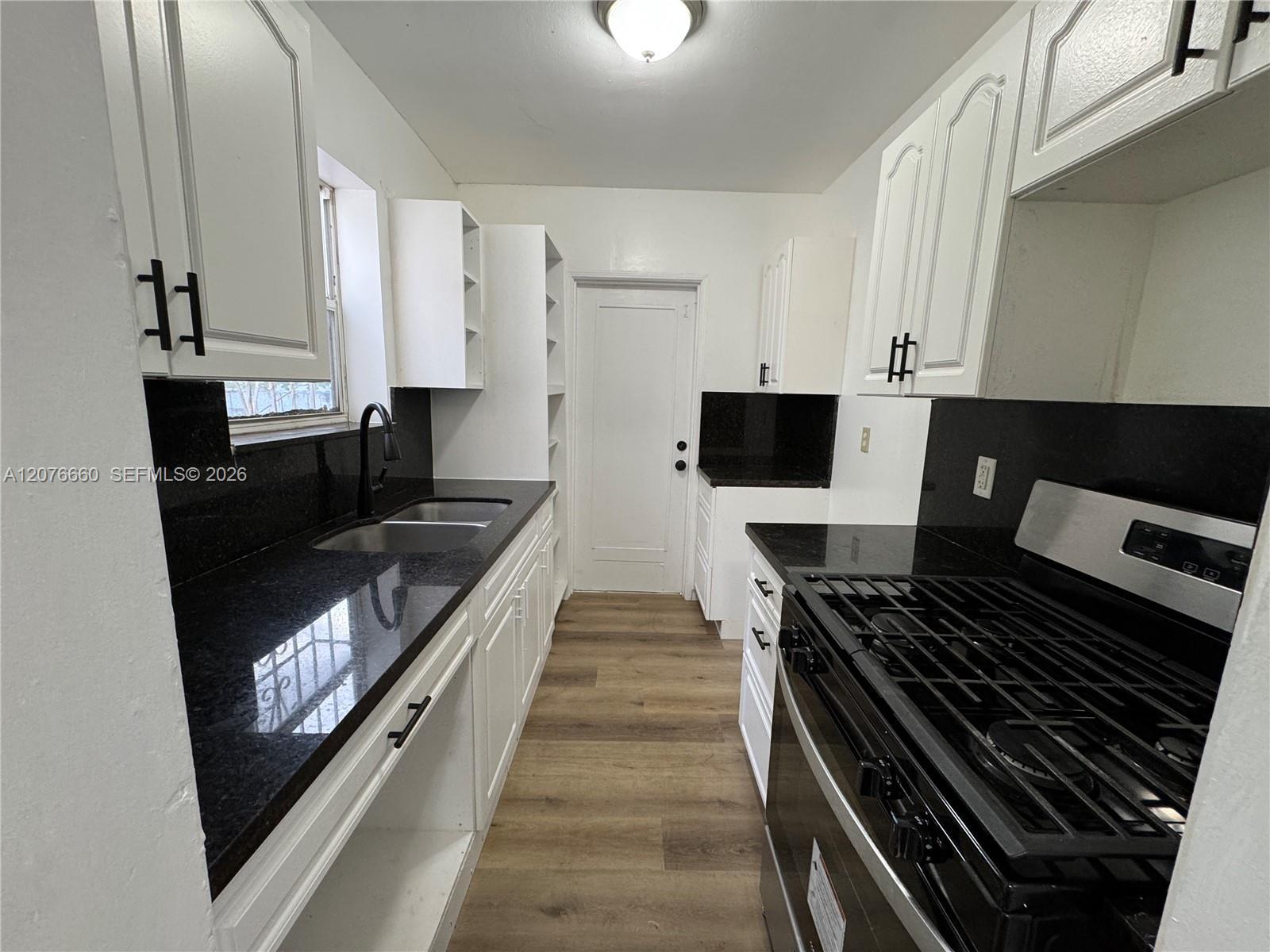 748 NE 127th St, North Miami FL 33161 photo 4