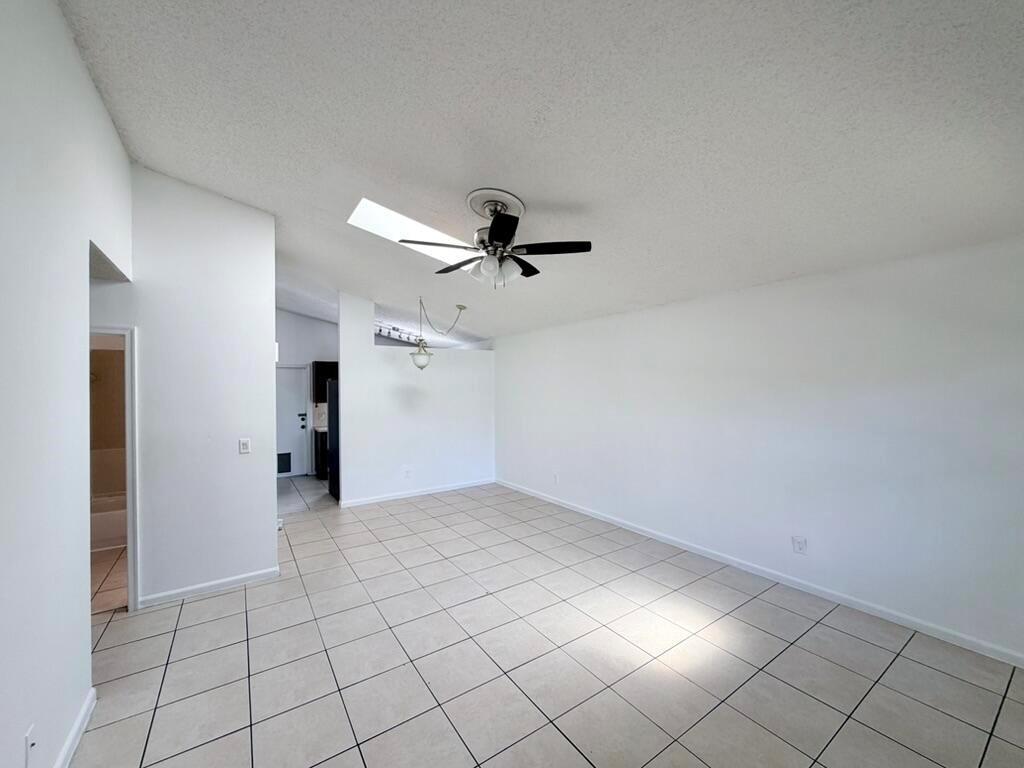 8715 PLUTO Terrace, West Palm Beach FL 33403 photo 3