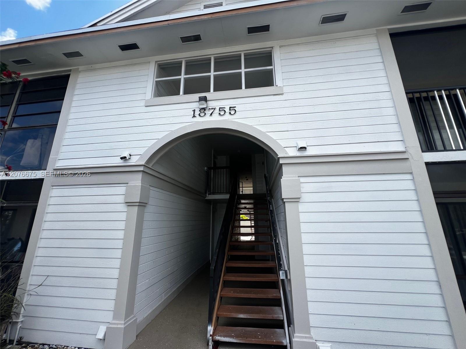 18755 NW 62nd Ave # 204, Hialeah FL 33015 photo 4