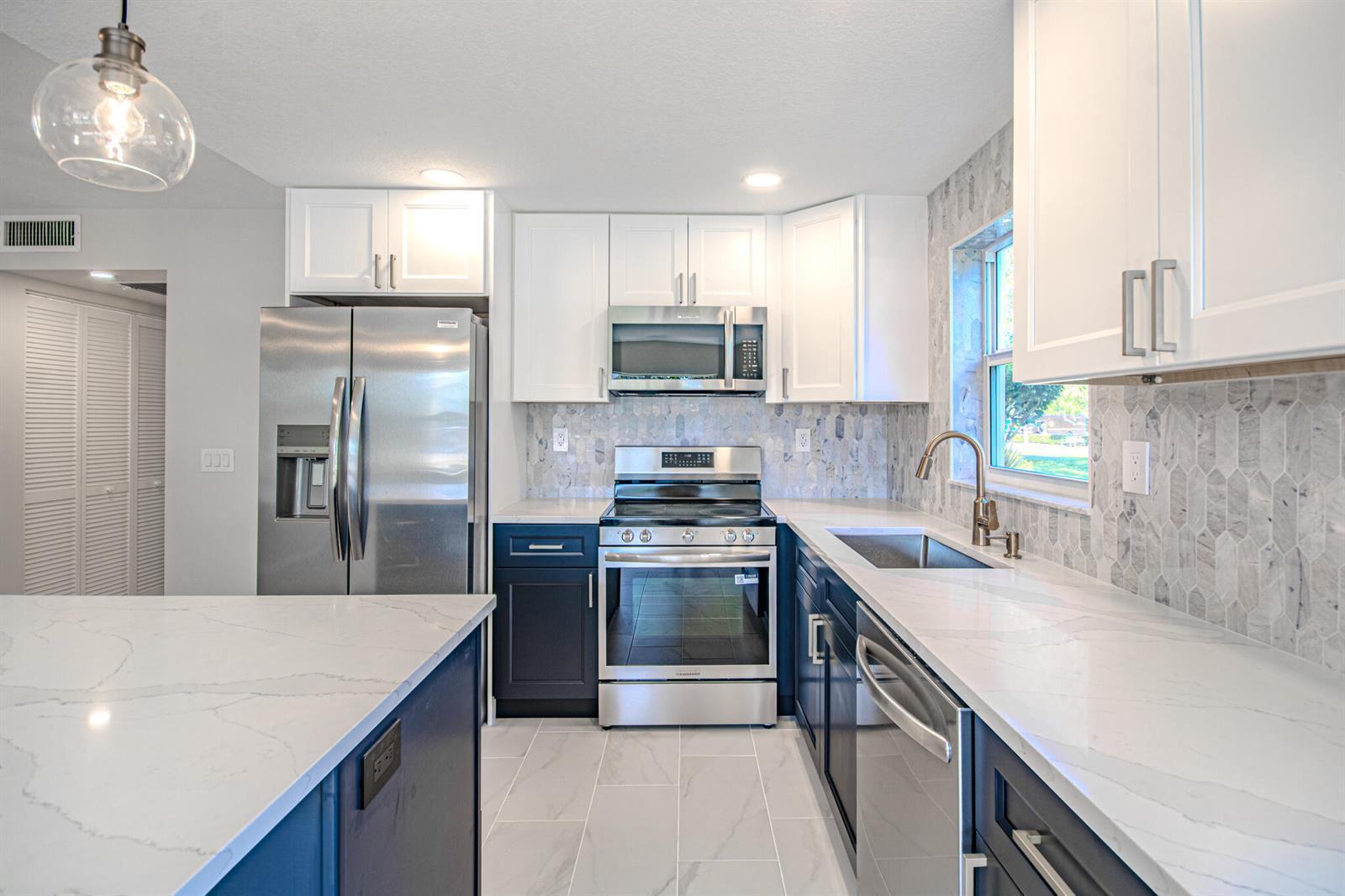 13 Northampton A, West Palm Beach FL 33417 photo 4
