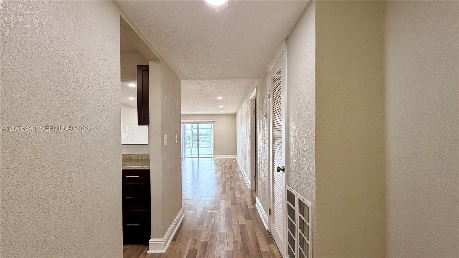 879 NE 195th St # 425, Miami FL 33179 photo 2