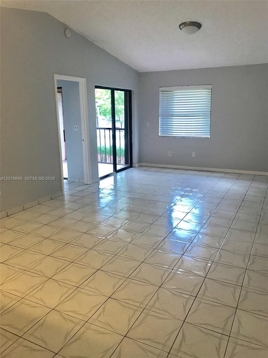 9810 Hammocks Blvd # 202, Miami FL 33196 photo 5