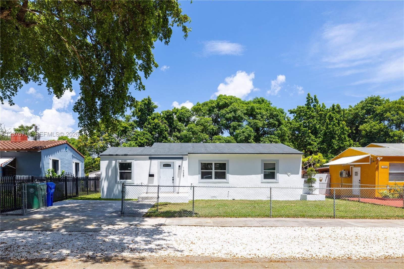 1029 NW 42nd St, Miami FL 33127 photo 2