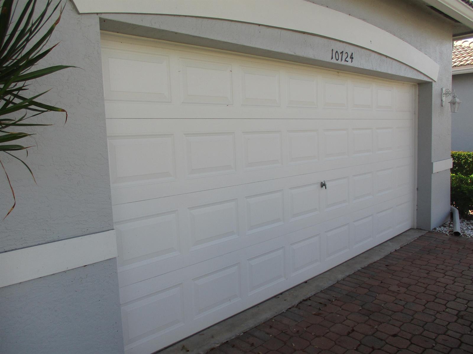 10724 ROYAL CARIBBEAN Circle, Boynton Beach FL 33437 photo 4