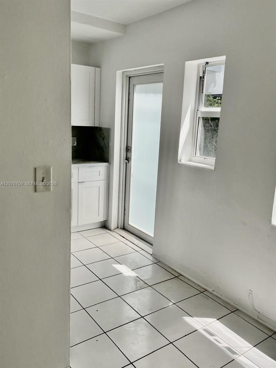 Miami Beach, FL 33141 photo 4