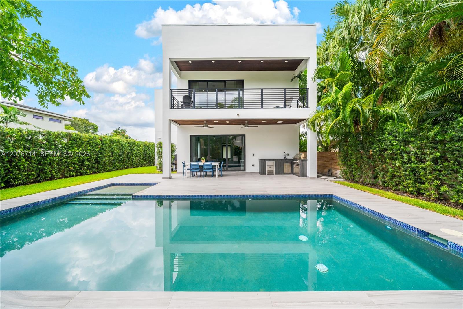 1629 NE 4th Pl, Fort Lauderdale FL 33301 photo 4
